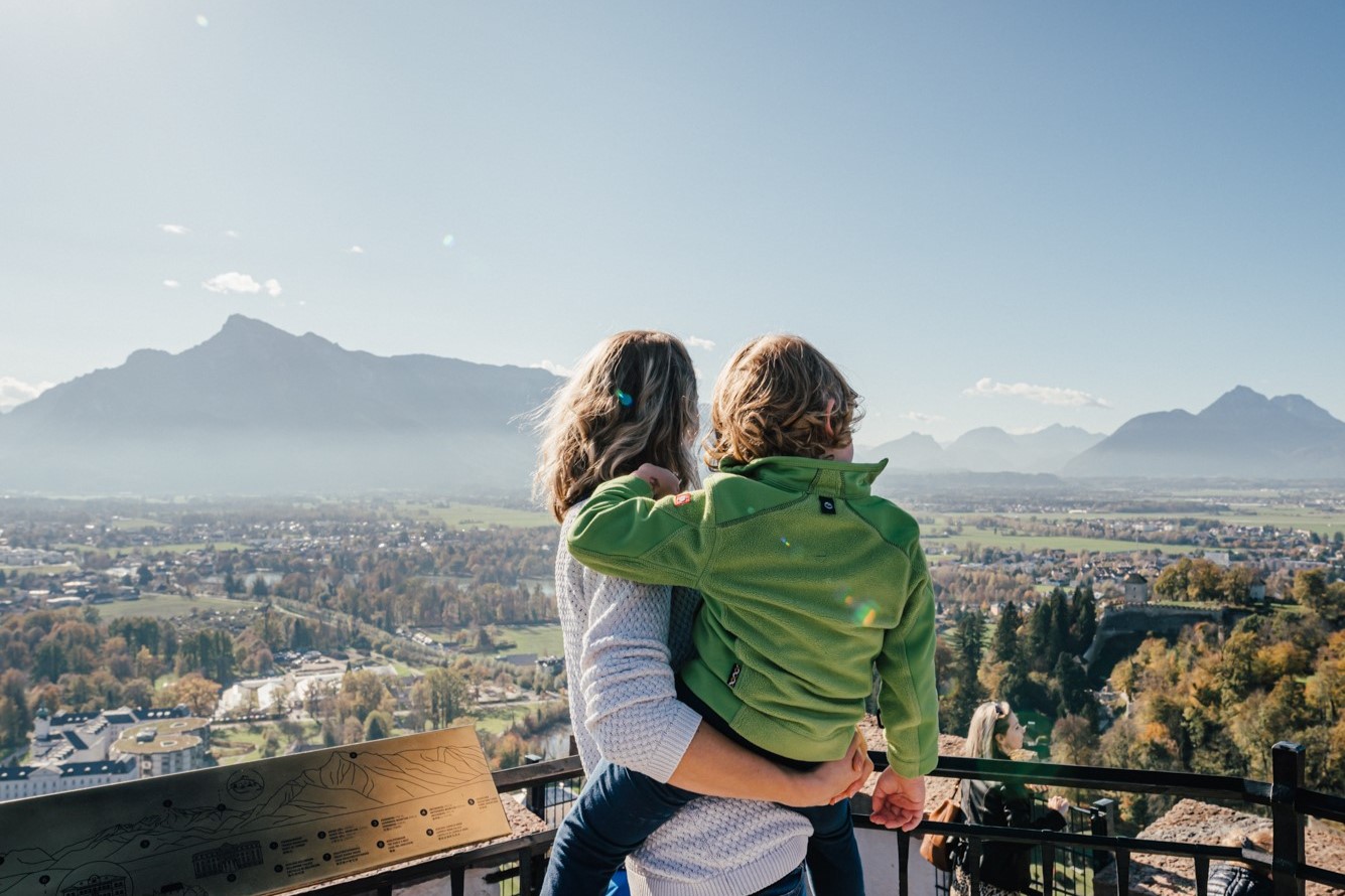 Vista impressionante dalla fortezza di Hohensalzburg