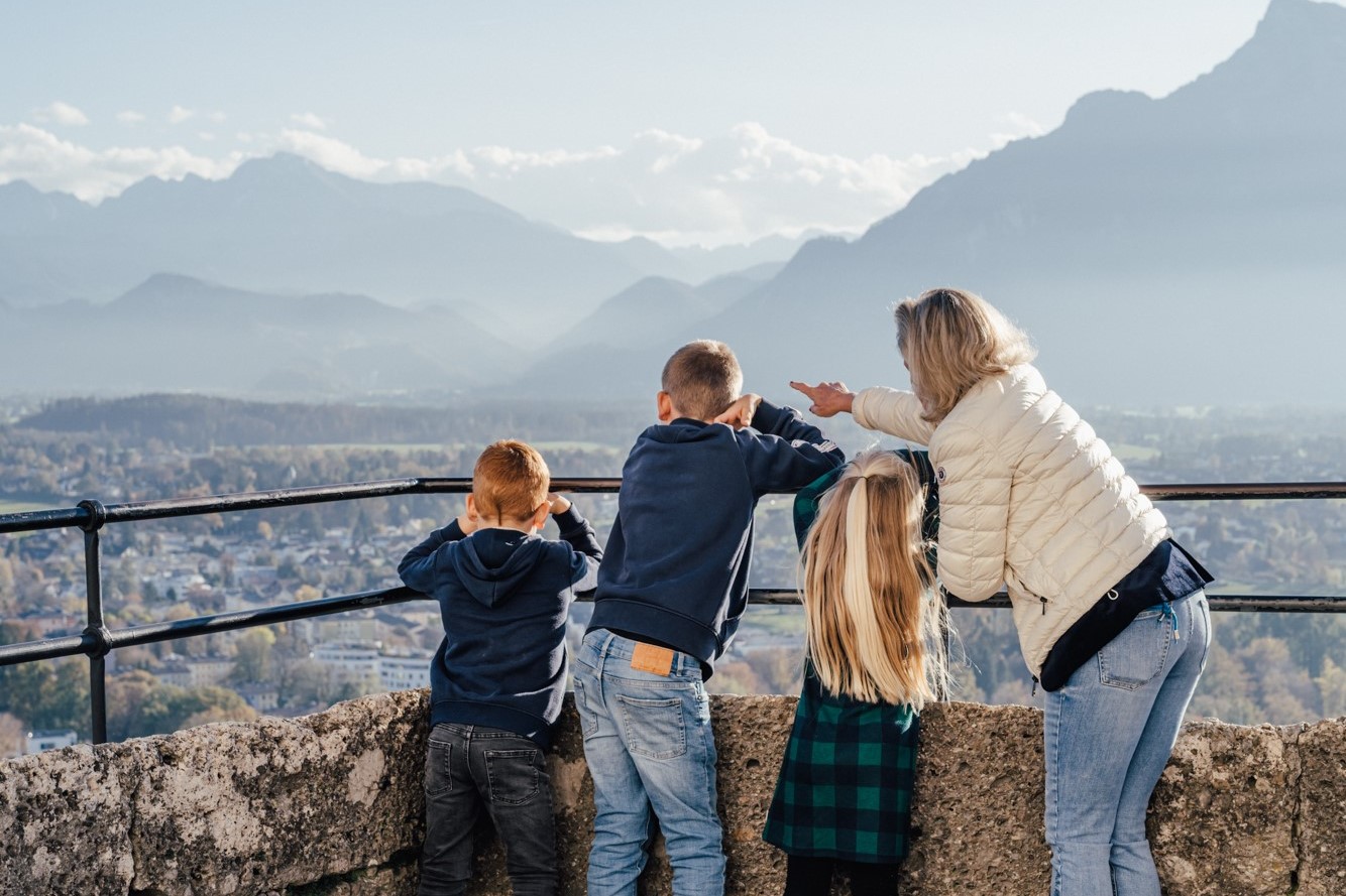 Vista impressionante dalla fortezza di Hohensalzburg