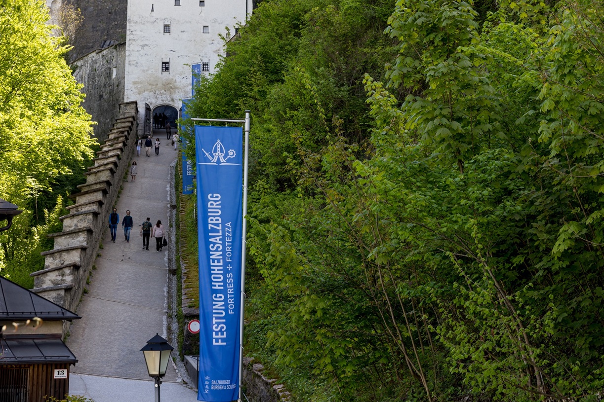 Percorso a piedi con biglietto all-inclusive per la Fortezza di Hohensalzburg